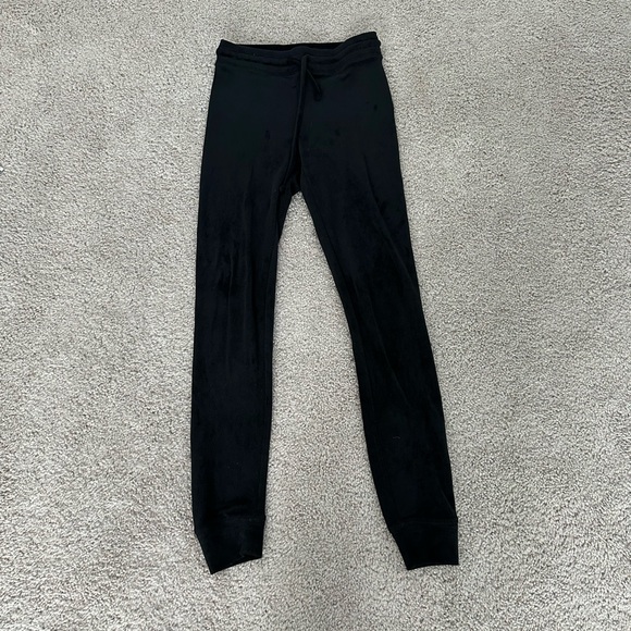 American Eagle Outfitters Pants - American Eagle Outfitters velour Soft Black skinny sweat Pants